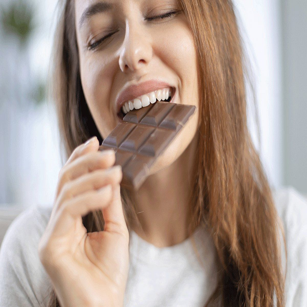 آیا شکلات تلخ به کاهش وزن کمک میکند؟